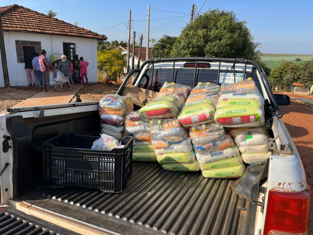 Prefeitura e Carreta do Dogão promovem ação solidária em Aquidauana - O  Pantaneiro